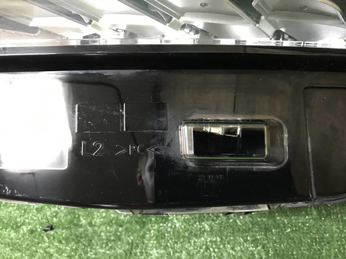 Битая Фара левая Geely Tugella (2019-н.в.) LED