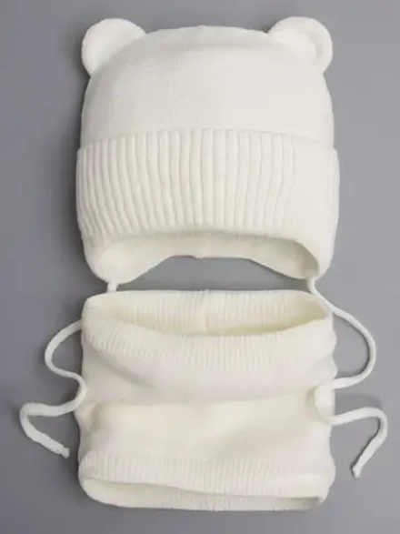 Шапка и снуд вязаная демисезонная для детей