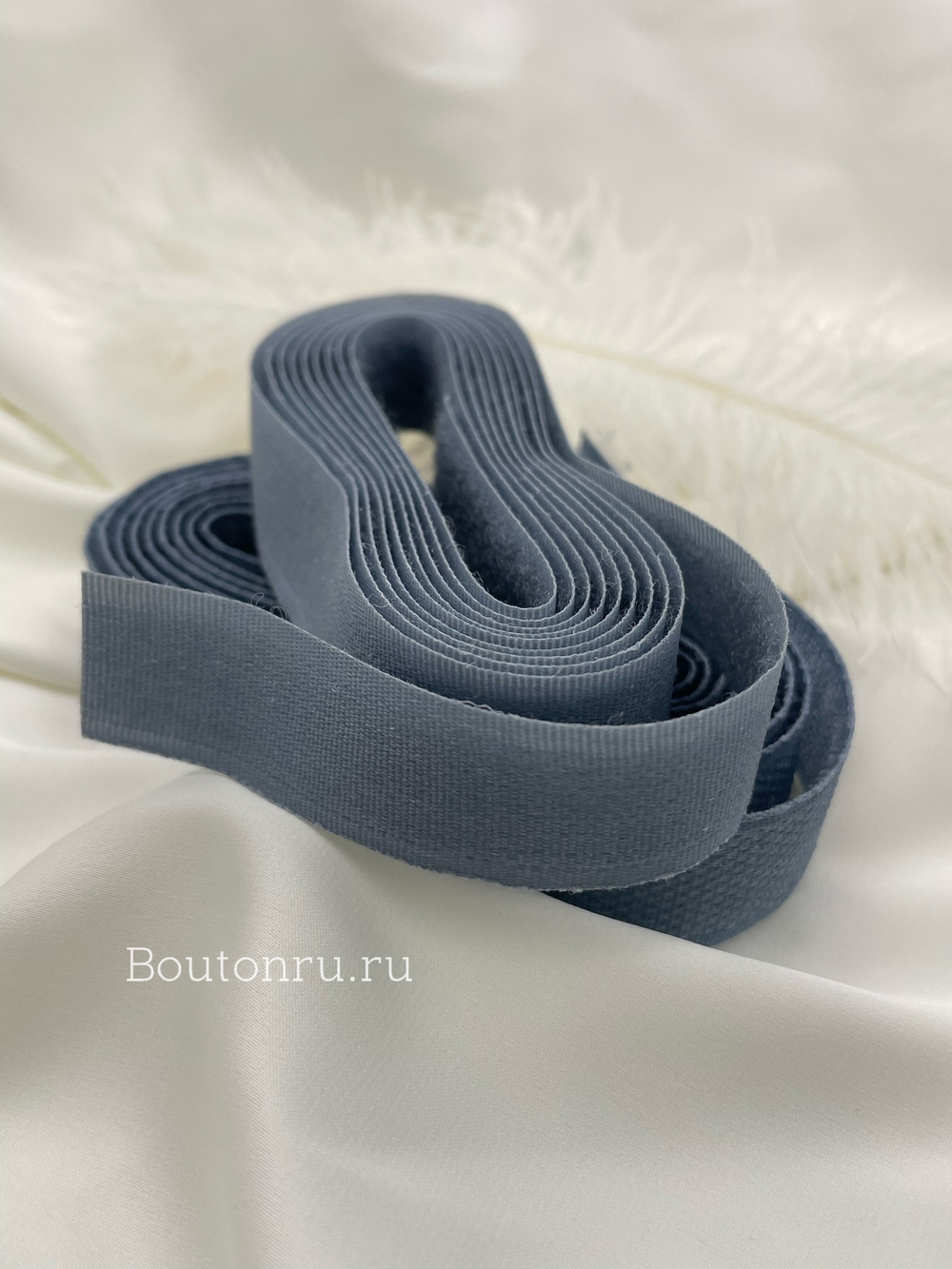 Лента липучка серая 2 метра, ширина 20 мм