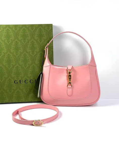 Маленькая сумка-хобо Gucci Jackie 1961 розовый