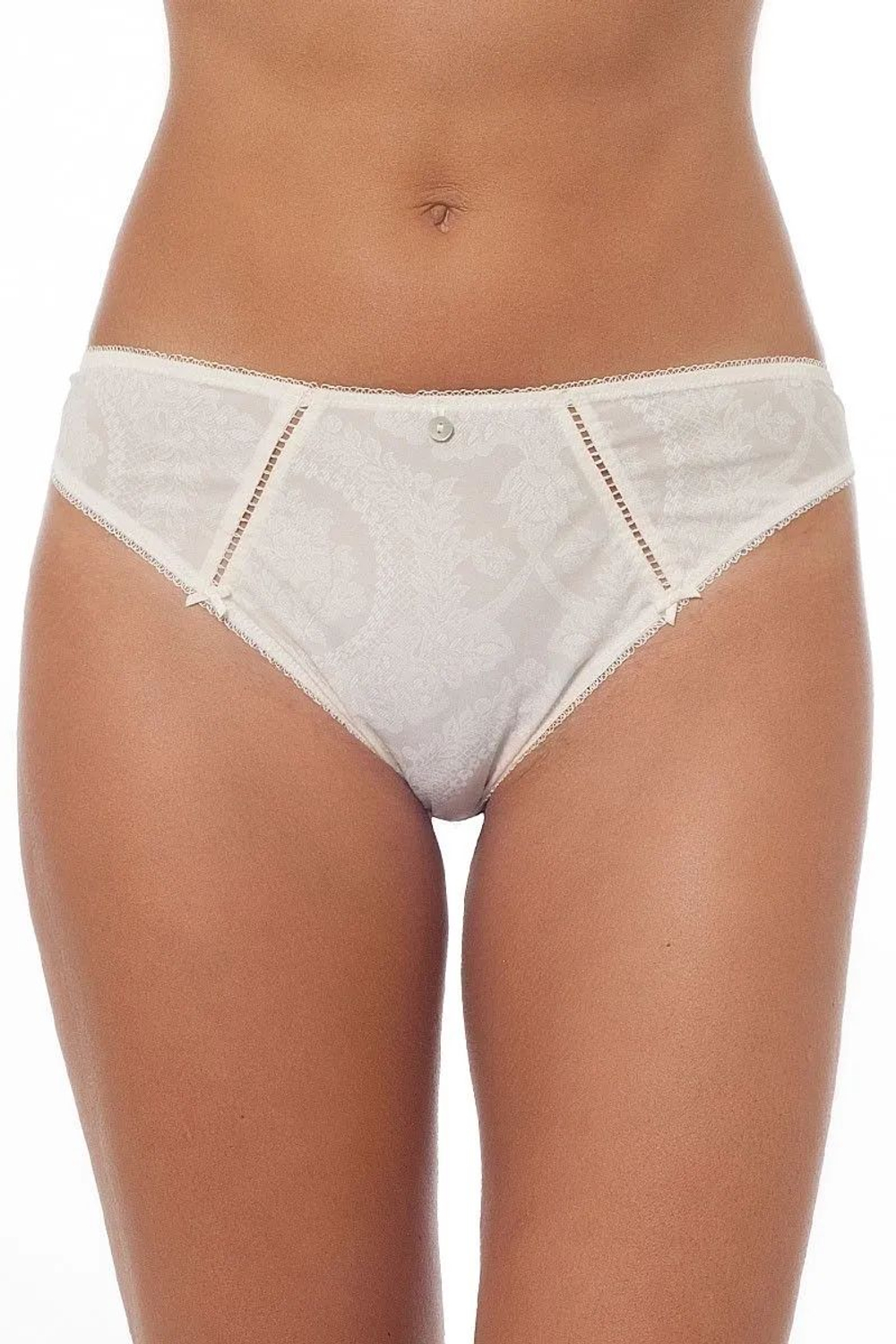 Трусы-стринги Lilly Rose с декоративными вставками из кружева (Размер: 48) (Цвет: кремовый)