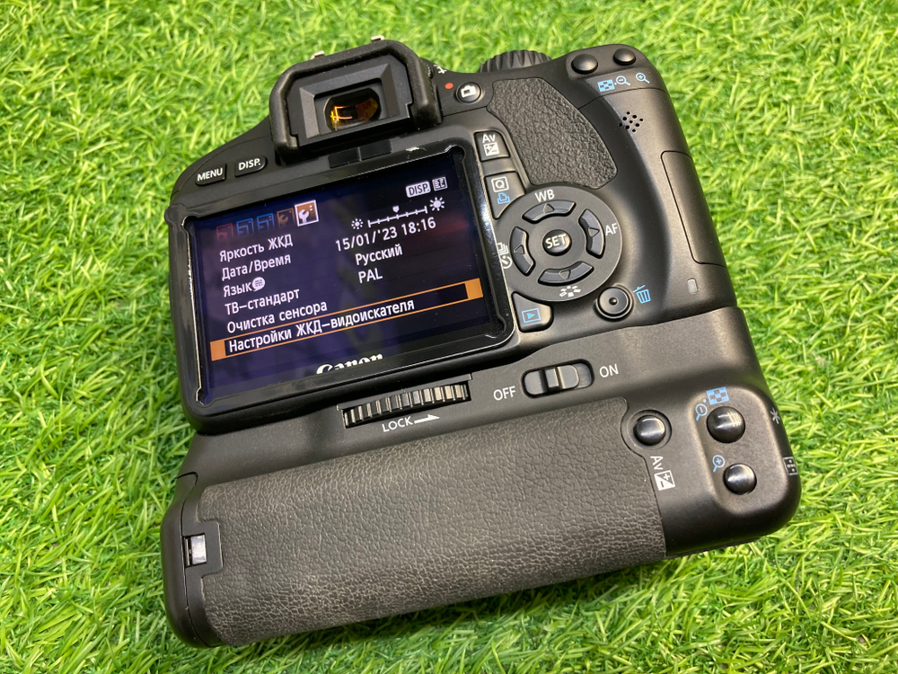 Canon EOS 550D Kit 18-55m Покупка/Продажа