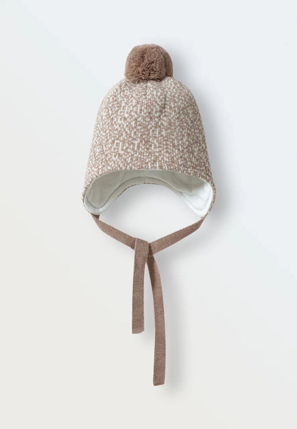 Зимний комплект шапка с манишкой