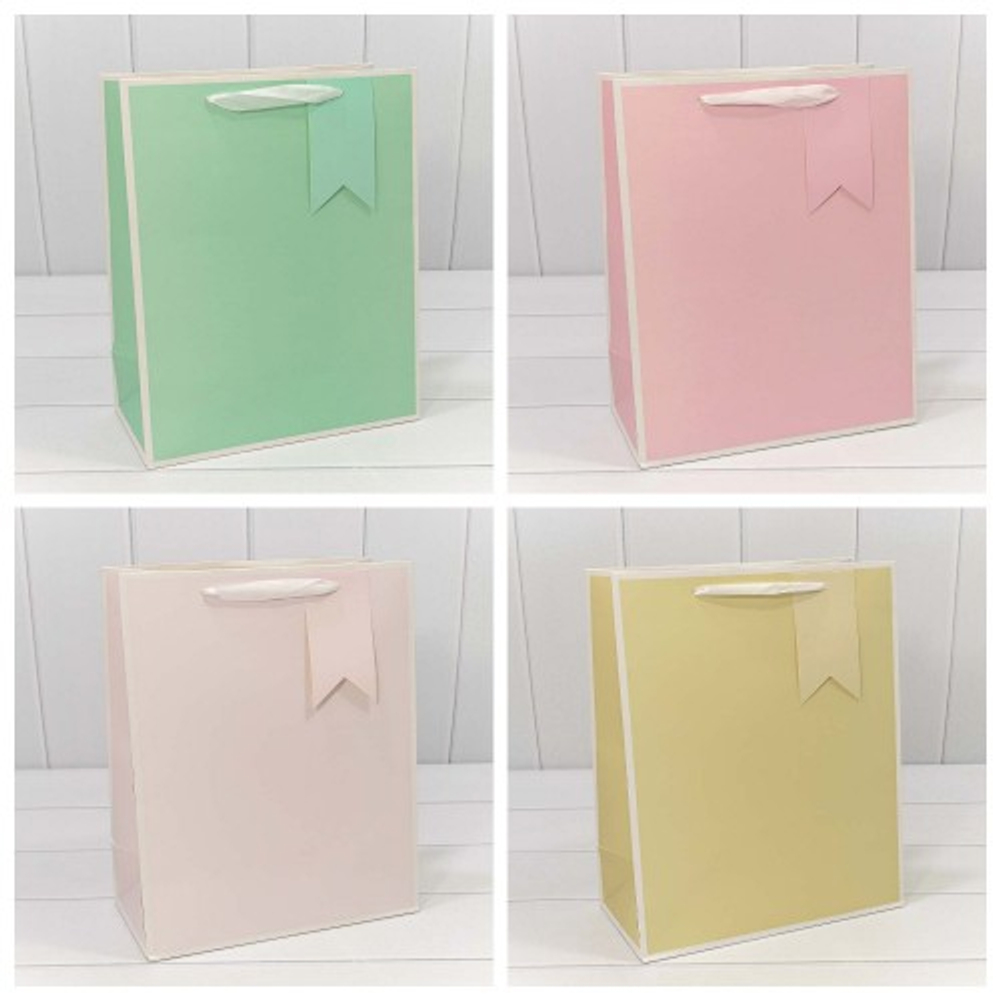 Пакет подарочный 26х32х13см Премиум однотонный в рамке (Микс)