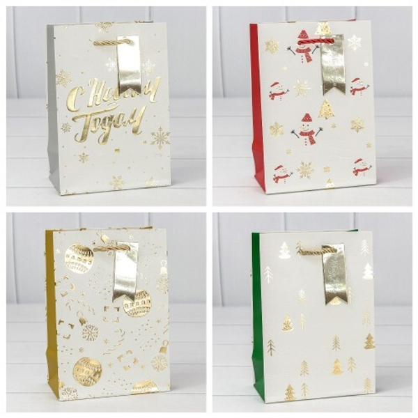 
          Пакет подарочный 14 х 20 х 8 см Набор 4 шт "Новый год" с тиснением (Белый)