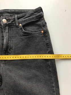 Джинсы H&M стильные, маркировка 34, визуально на 40 размер