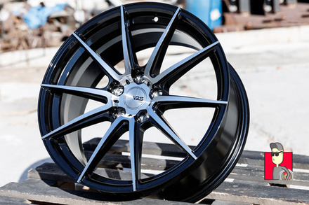 Комплект дисков Vossen 653 FlowForm 18x8 et35 5x114.3