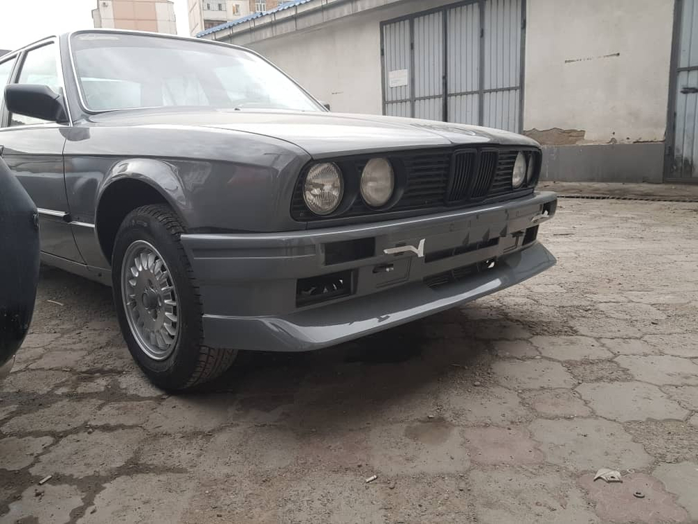 BMW E30 M3 EVO Передний бампер (Реплика "Стекловолокно")