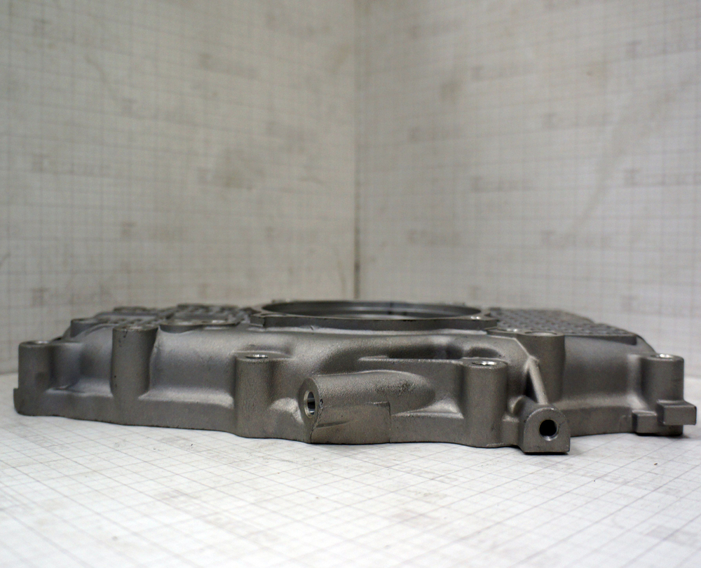 Крышка картера 2V78 (#10) для AGE 12000 D PLUS / AGE 12000 DZN PLUS / AGE 12500 DSX PLUS  для двигателя SR2V78F/P (2.51.05.003600)