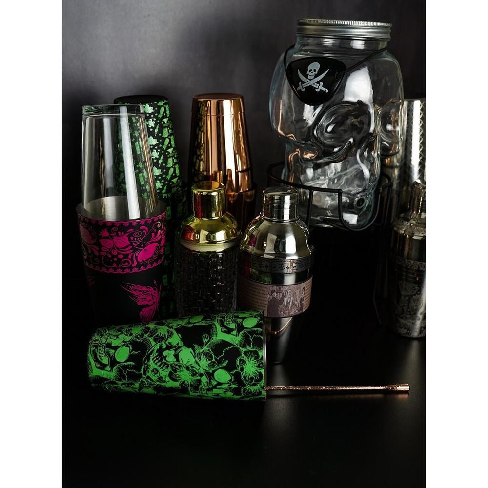 Шейкер 0,7 л Бостон Череп   нерж с покрытием + стекло P.L.- Barbossa