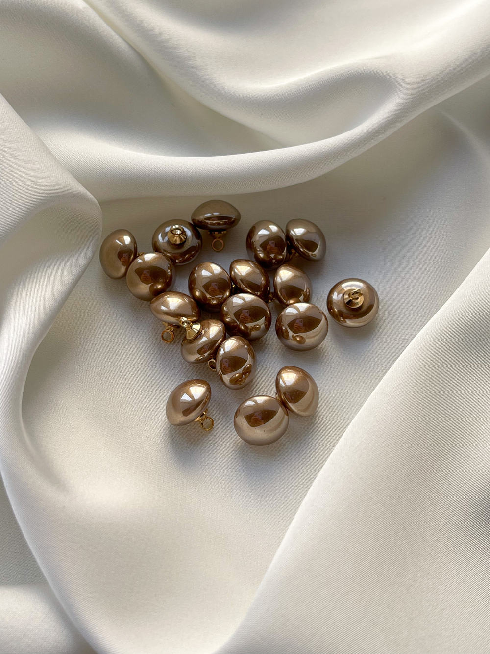 Пуговицы жемчужные11 карамель скидка