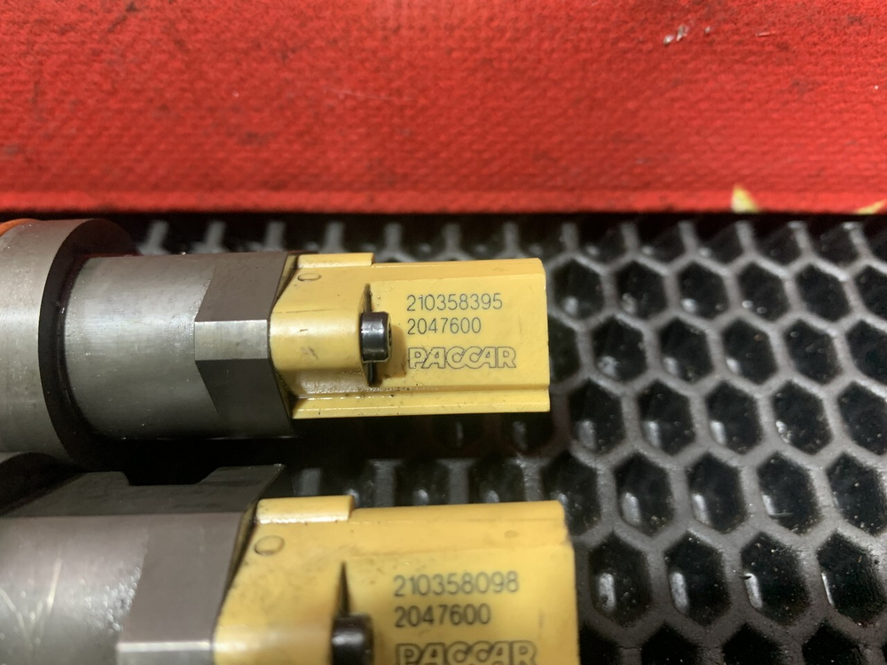 Комплект форсунок топливных 2021г