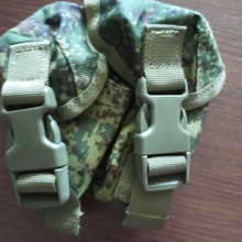 Тактическая военная двойная подсумка под гранаты Пиксель