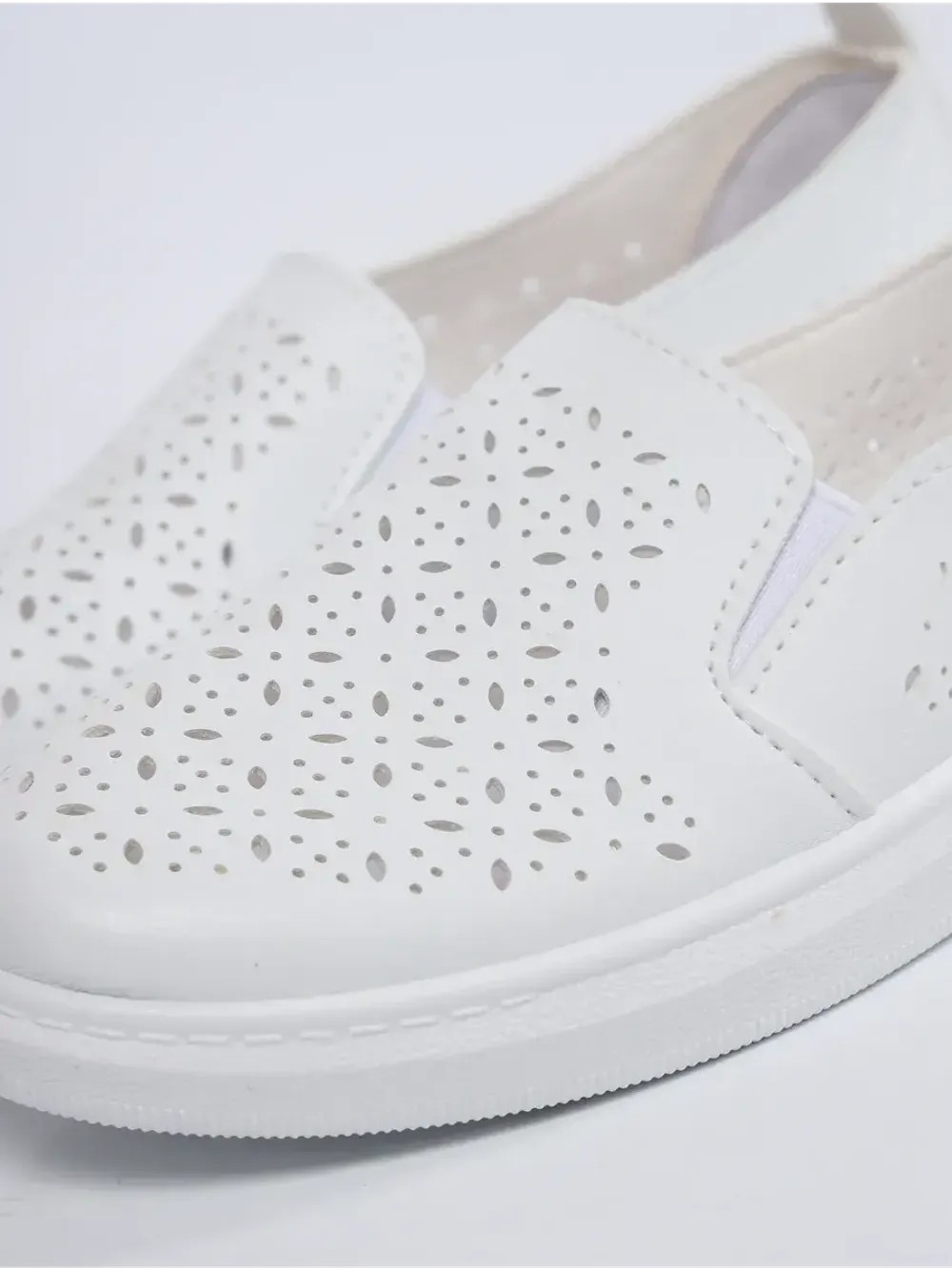 Мокасины летние с перфорацией