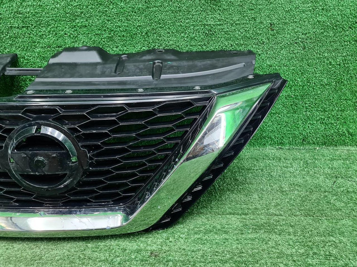 Решетка радиатора Nissan Qashqai 2 j11 (2017-2023)