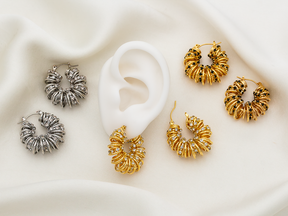 Серьги "Пружинка" 30мм со стразами