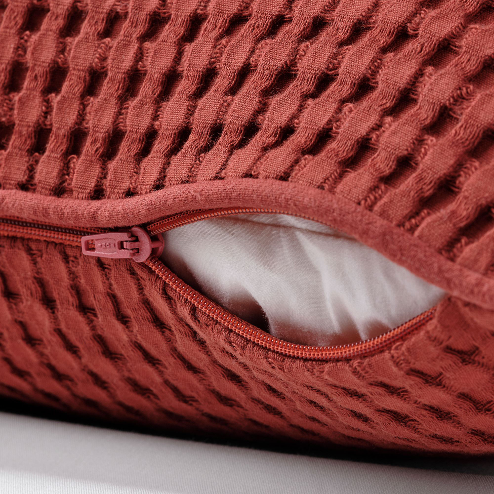 Чехол на подушку IKEA VARELD (ВОРЕЛЬД), Кирпичный, 50x50 см