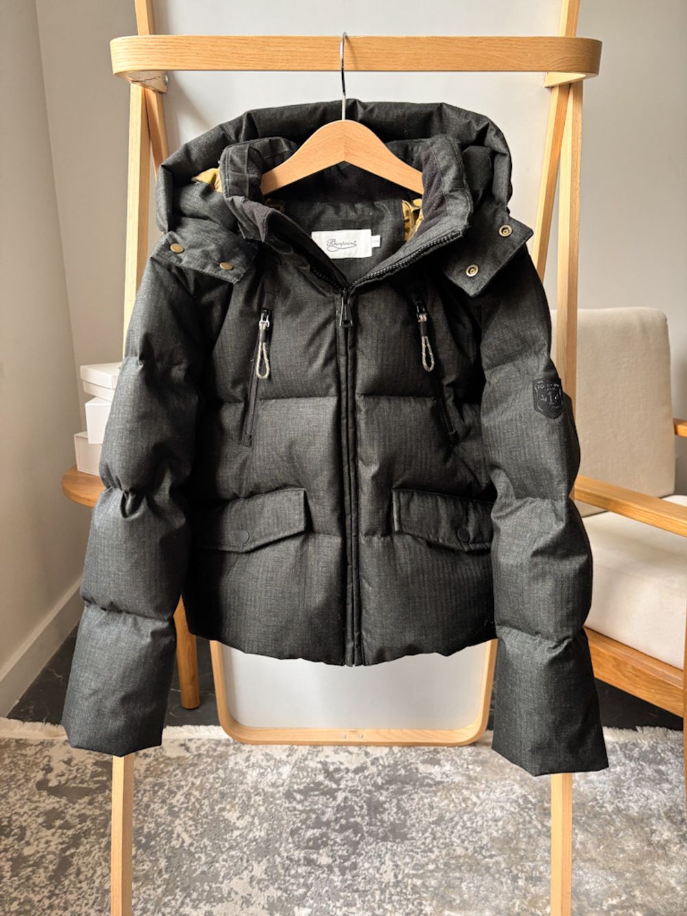 Пуховик Bonpoint , 140