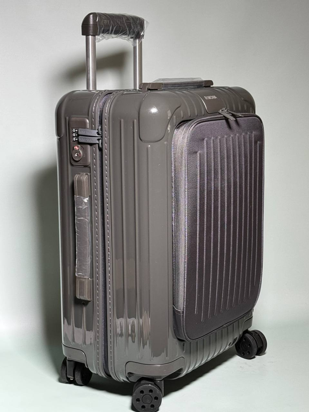 Чемодан Rimowa