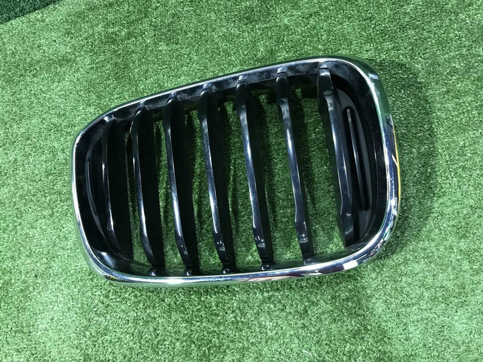 Решетка радиатора правая BMW X3 G01 X4 G02 (2017-2021)