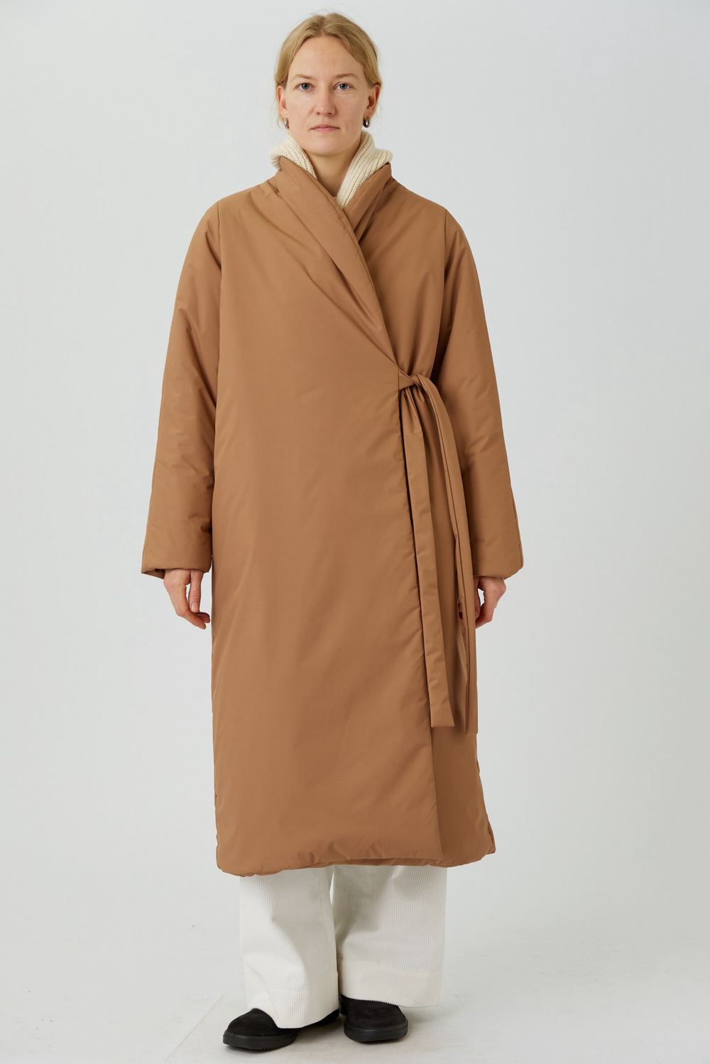 Зимнее пальто на запах из песочной мембраны