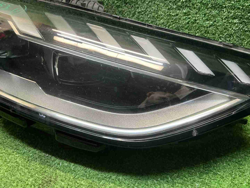Фара правая Audi A4 B9 (2019-2025) LED