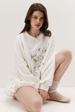 Свитшот с V-образным вырезом кремового цвета