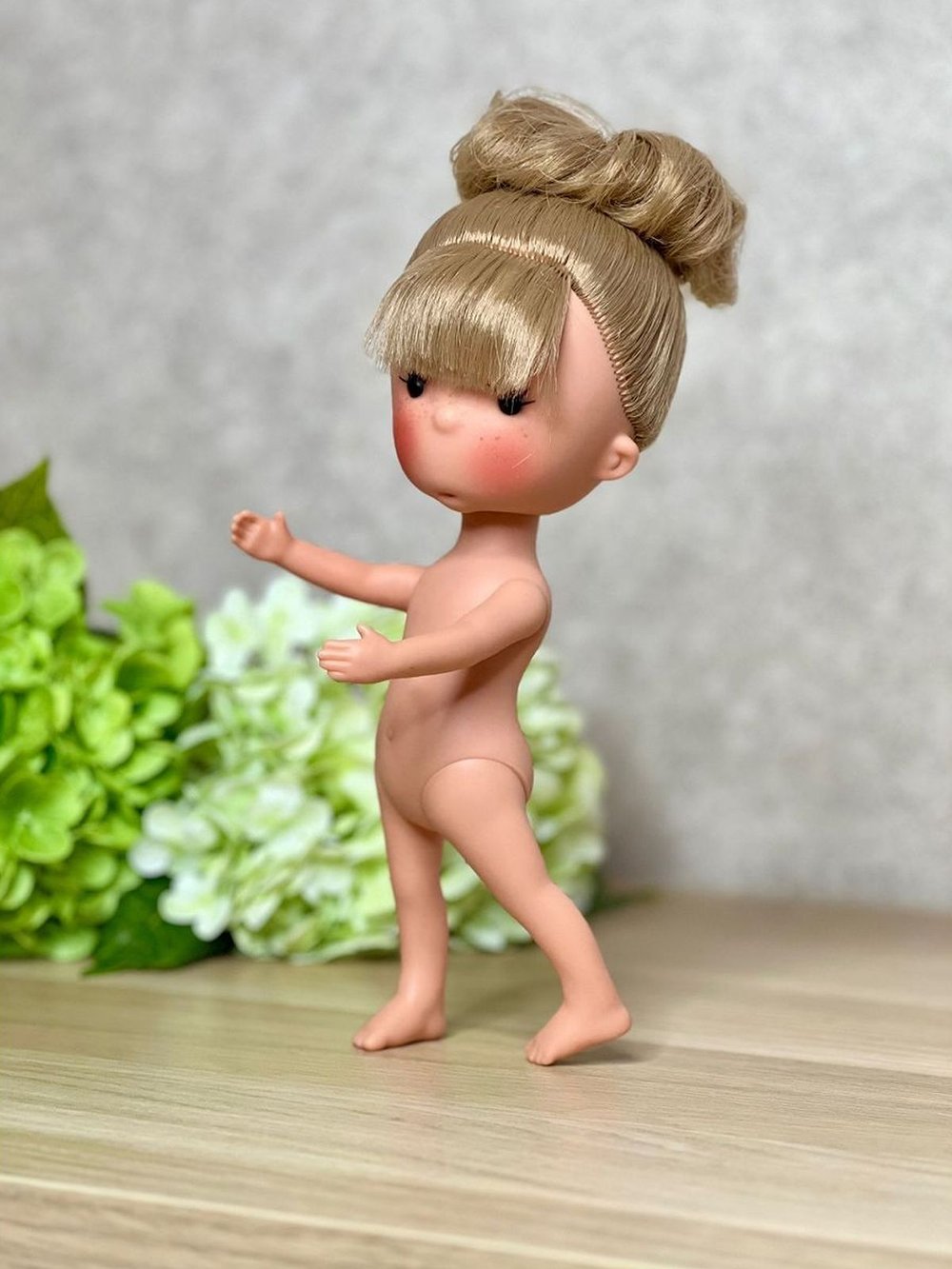 Кукла Llorens виниловая 26см Miss без одежды в пакете (52614W)