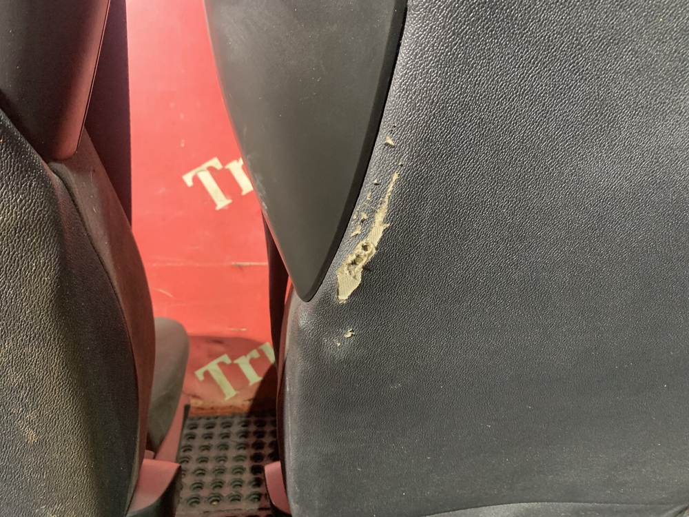 Комплект сидений