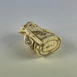 Статуэтка нэцкэ Дзюродзин с посохом и кисетом