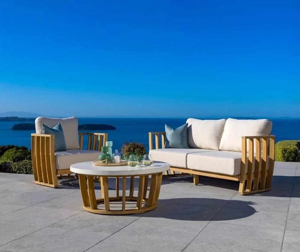 Кресло из акации WOODLAND