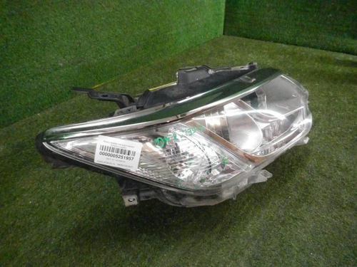 Битая Фара правая Toyota Camry 7 XV50 (2014-2017) ксенон не адаптив