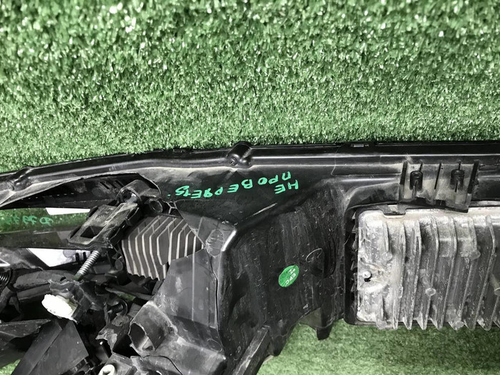 Битая Фара левая Zeekr X (2023-н.в.) LED