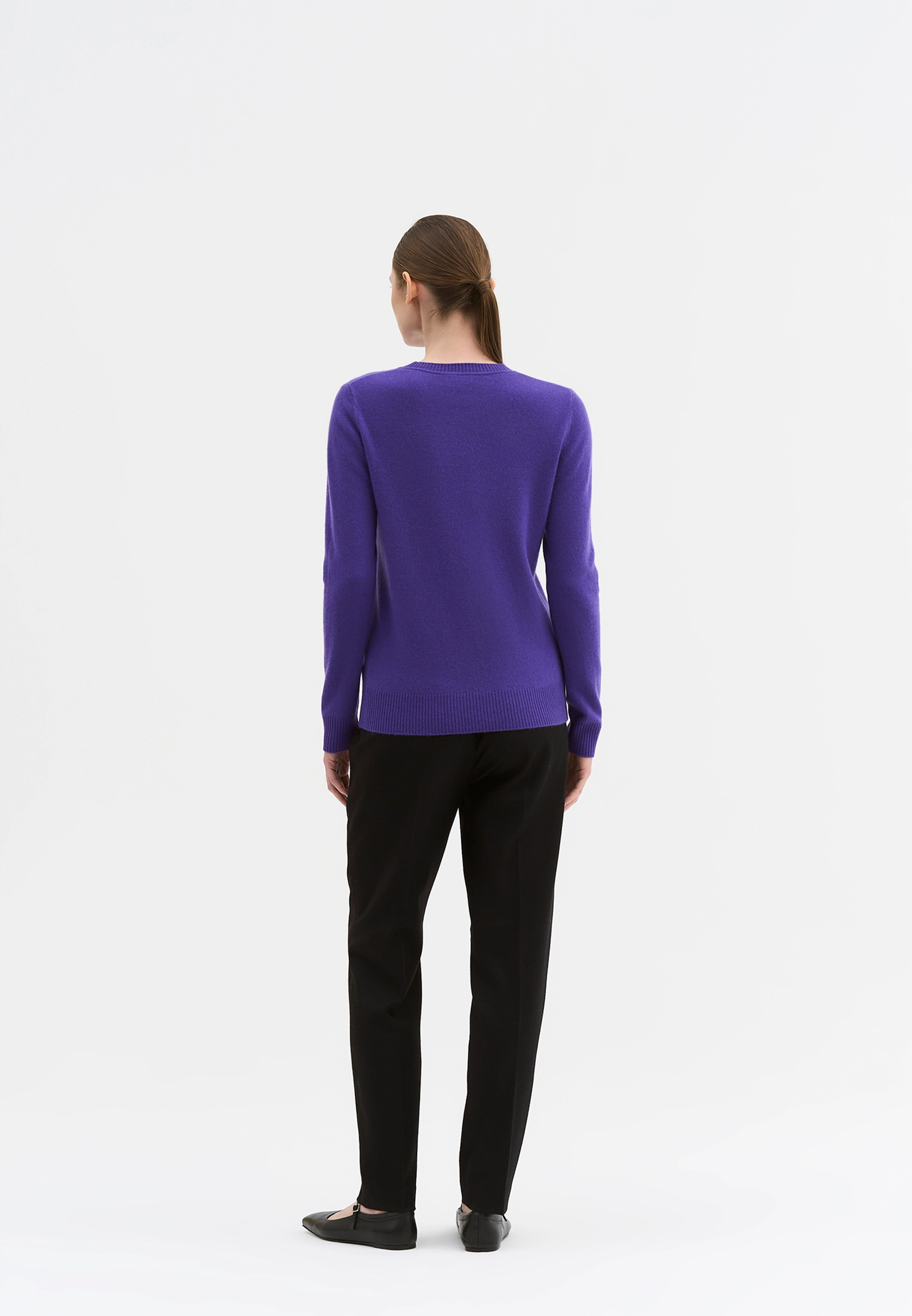 Кашемировый пуловер