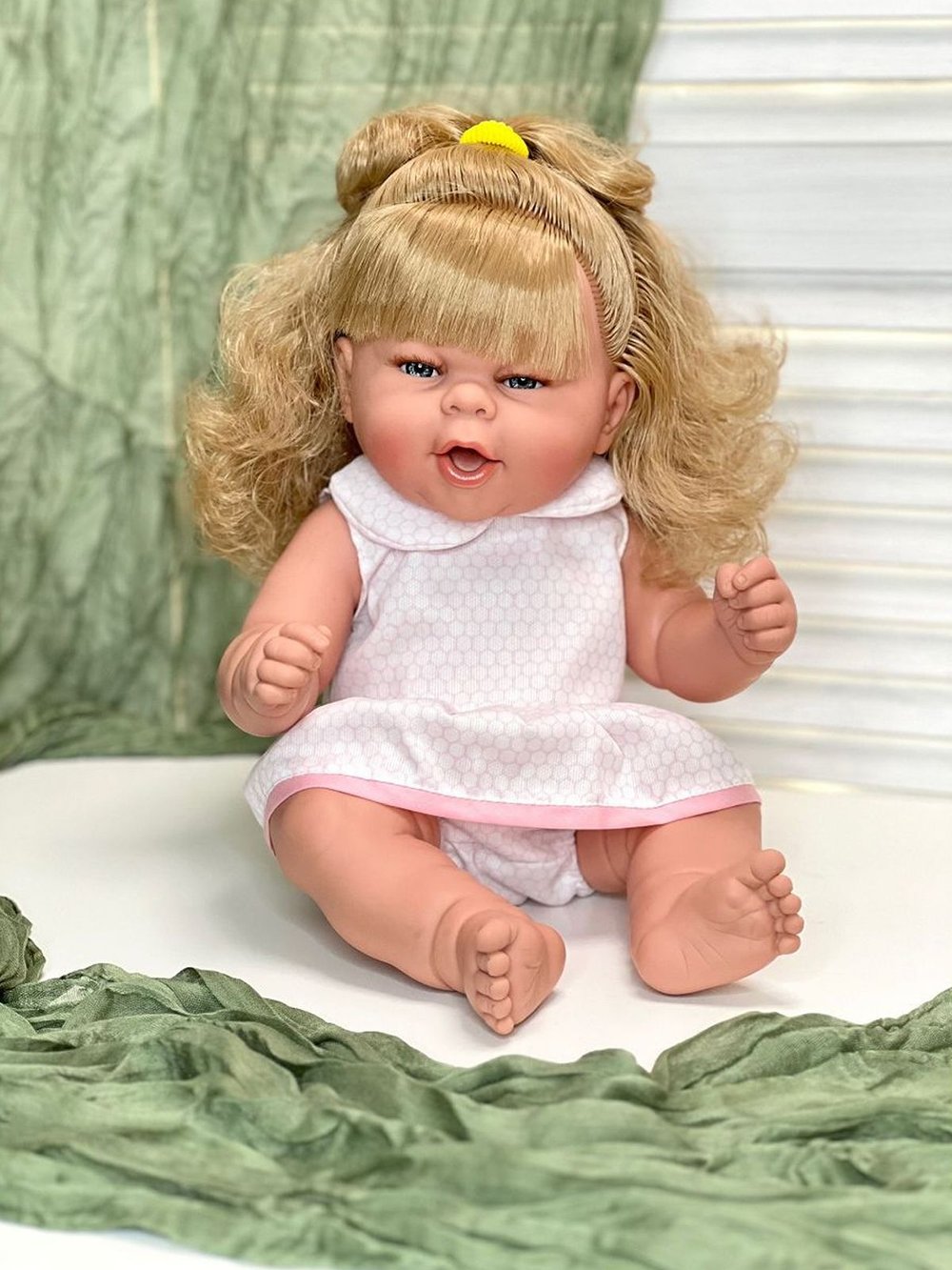 Кукла Manolo Dolls виниловая Thais 45см в пакете (8310)