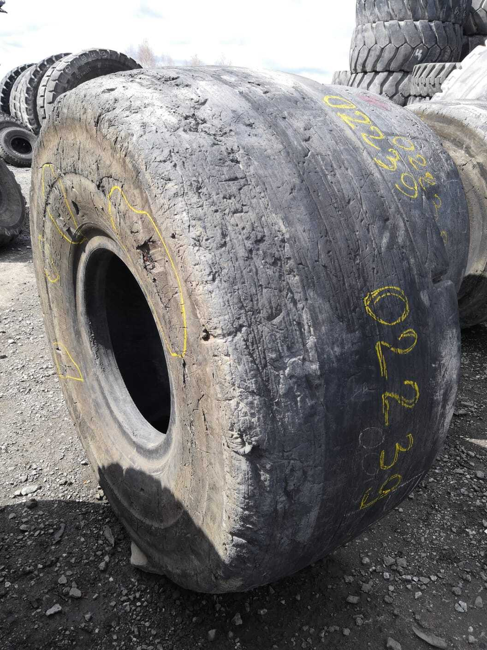 26.5R25 Bridgestone VSMS шина б/у