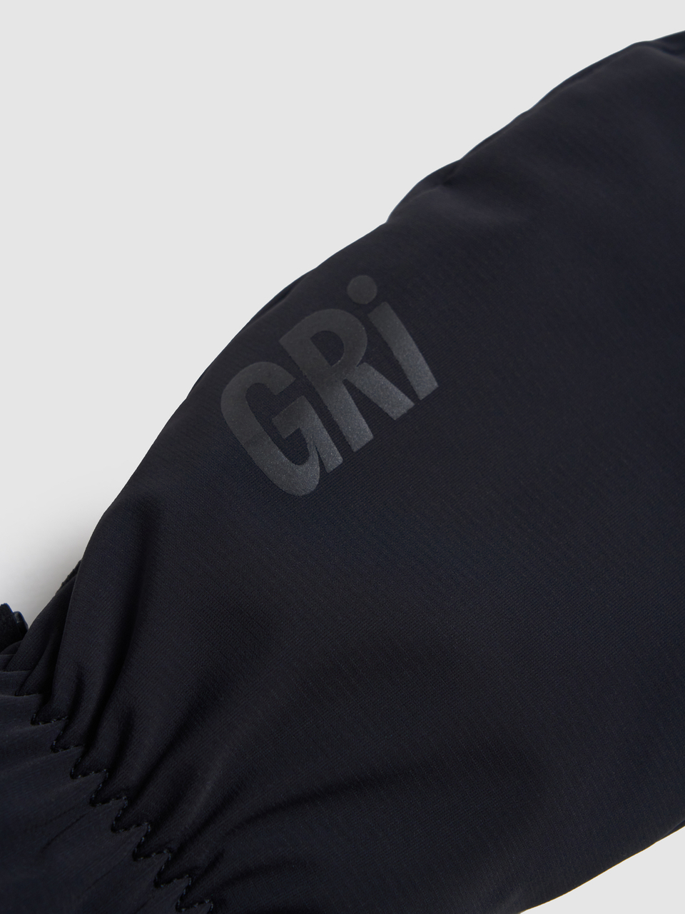 Варежки унисекс Полар черные