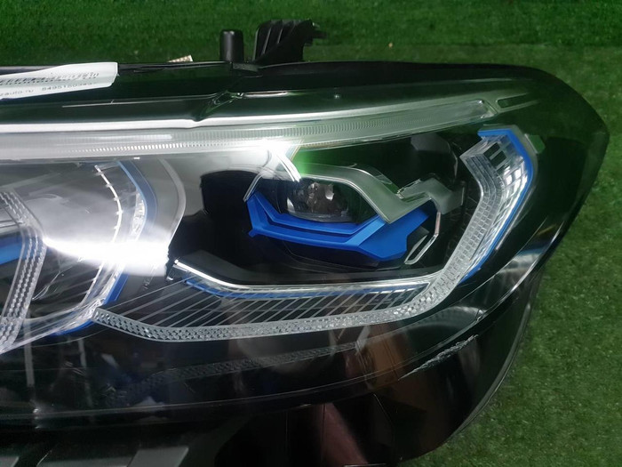 Фара левая BMW X7 G07 (2019-2022) Laser Light