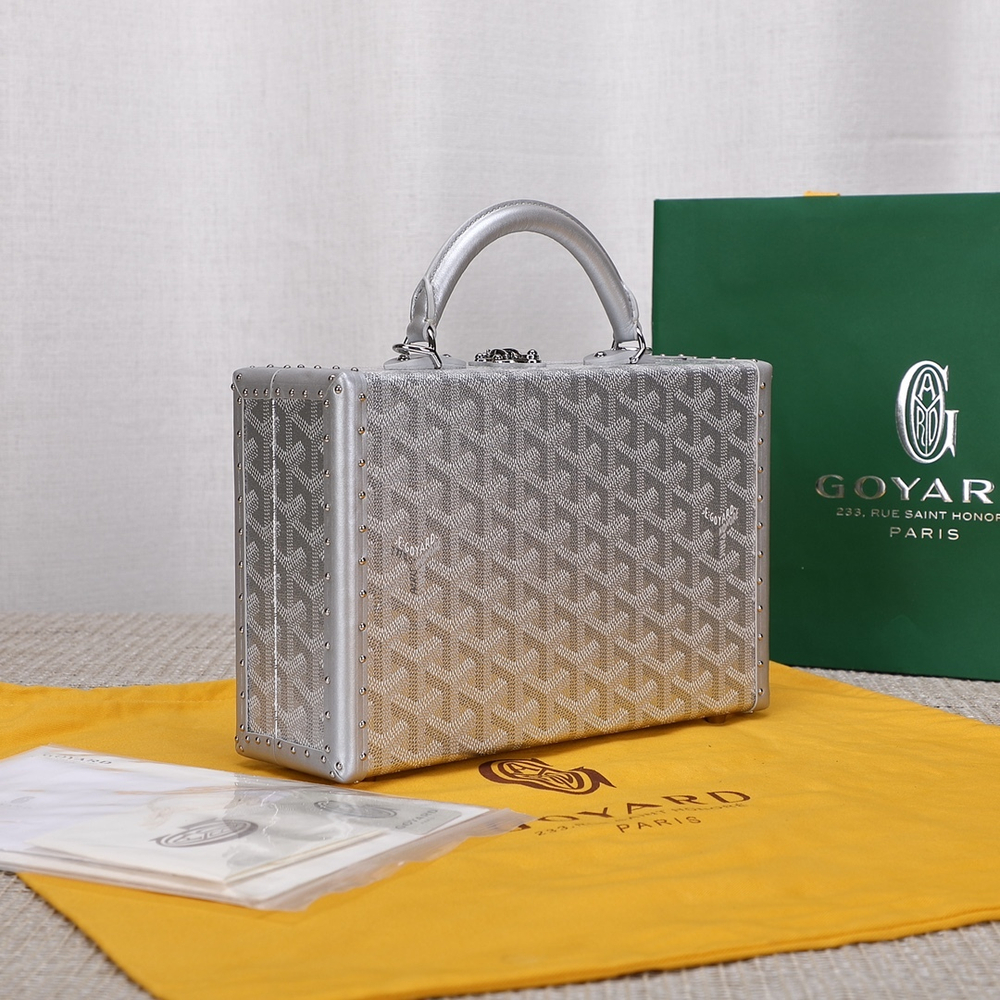 Goyard Grand Hotel Trunk Bag