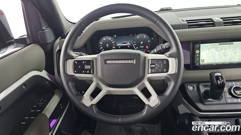 Land Rover Defender (L663) 110 D250 SE (12.2022)