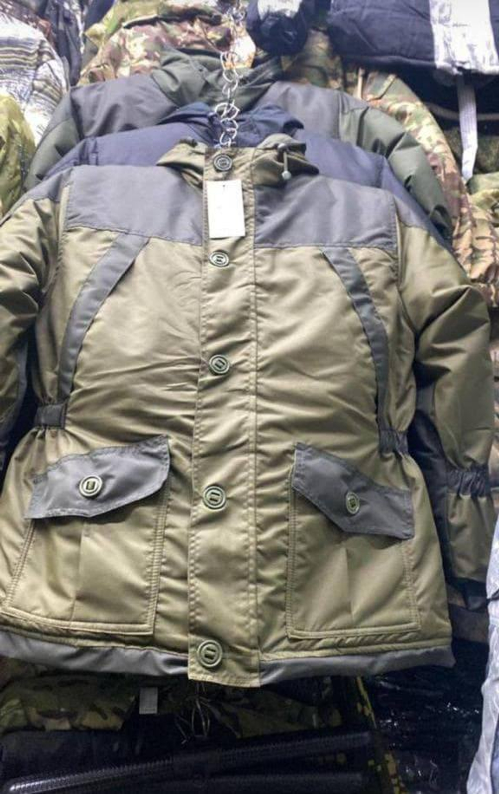 Зимний мужской костюм из куртки и полукомбинезона