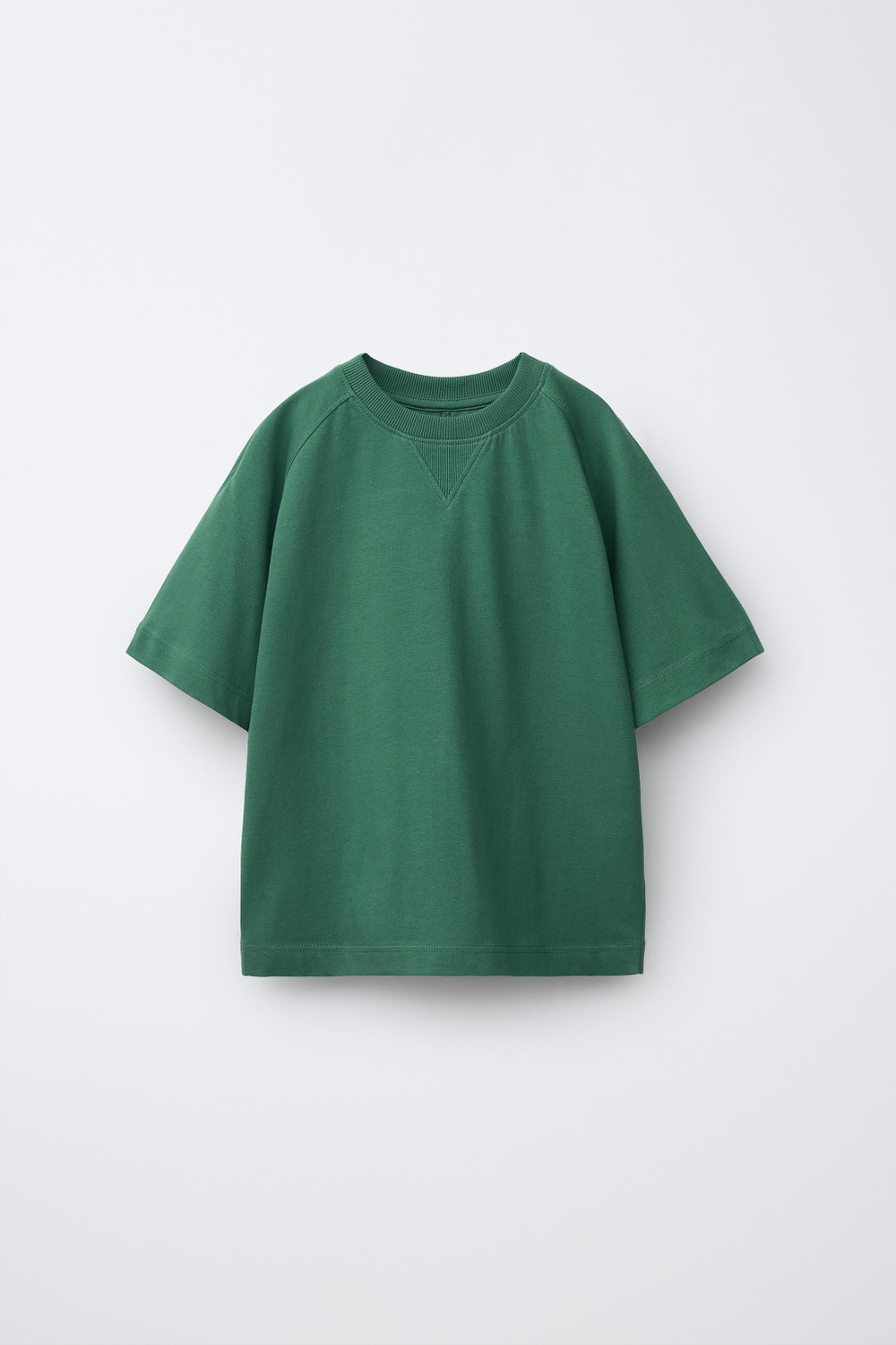 ZARA КОМПЛЕКТ ИЗ ФУТБОЛКИ И ШОРТОВ, МЯГКИЙ ЗЕЛЕНЫЙ