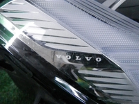 Фара правая Volvo XC60 2 (2017-2021) LED