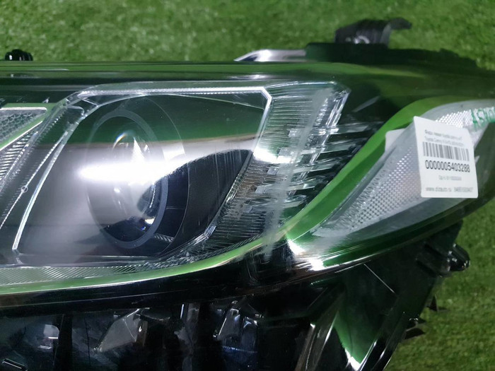 Фара левая Toyota Camry xv70 (2018-н.в.) LED