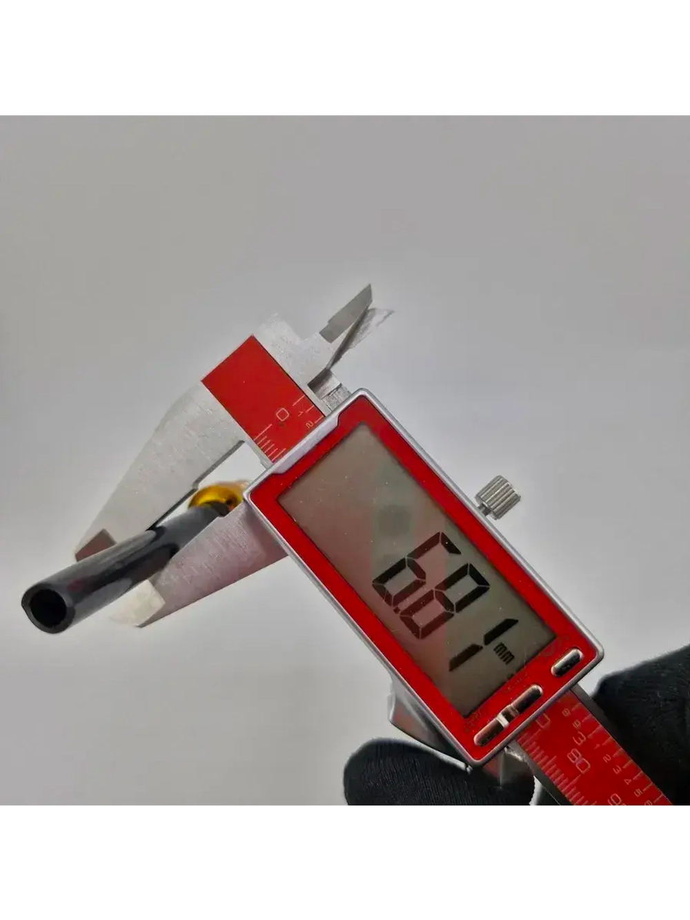 Клапан крышки бензобака