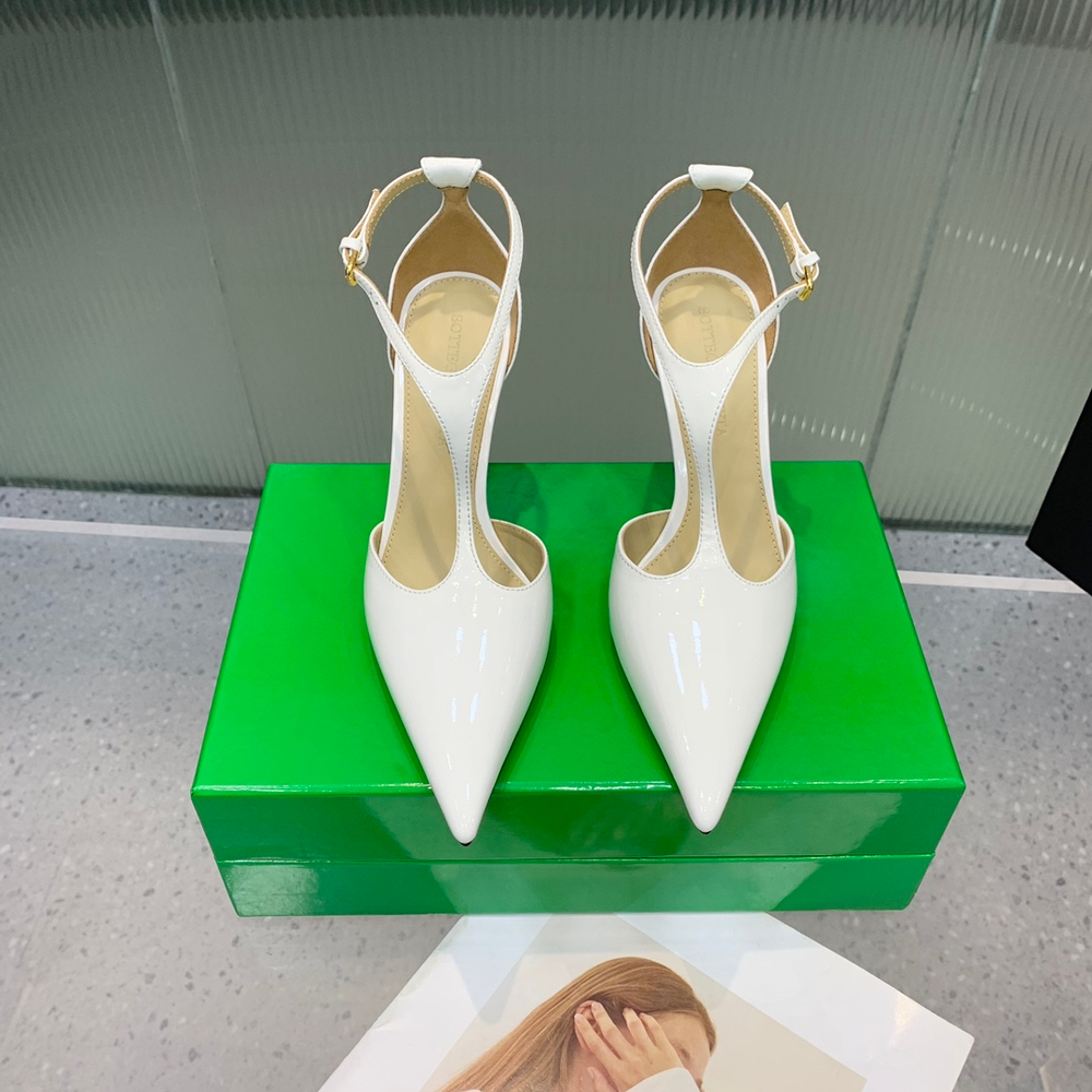 Bottega Veneta Rocket T-Bar Pump 9 cm