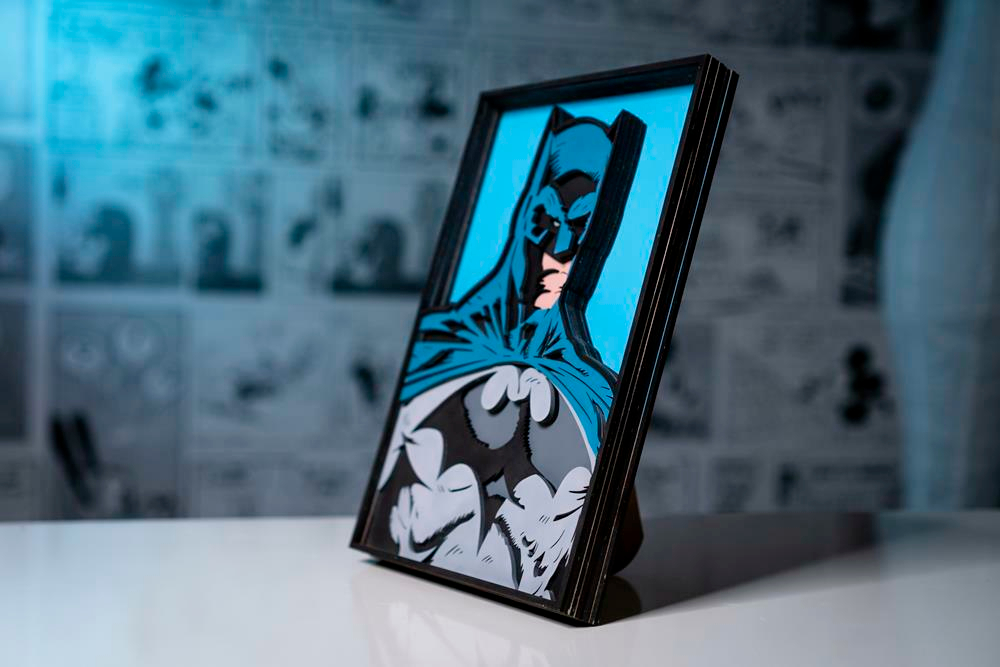 Бэтмен от SamCraft - сборная 3D картина из дерева своими руками, покрась, собери и склей.