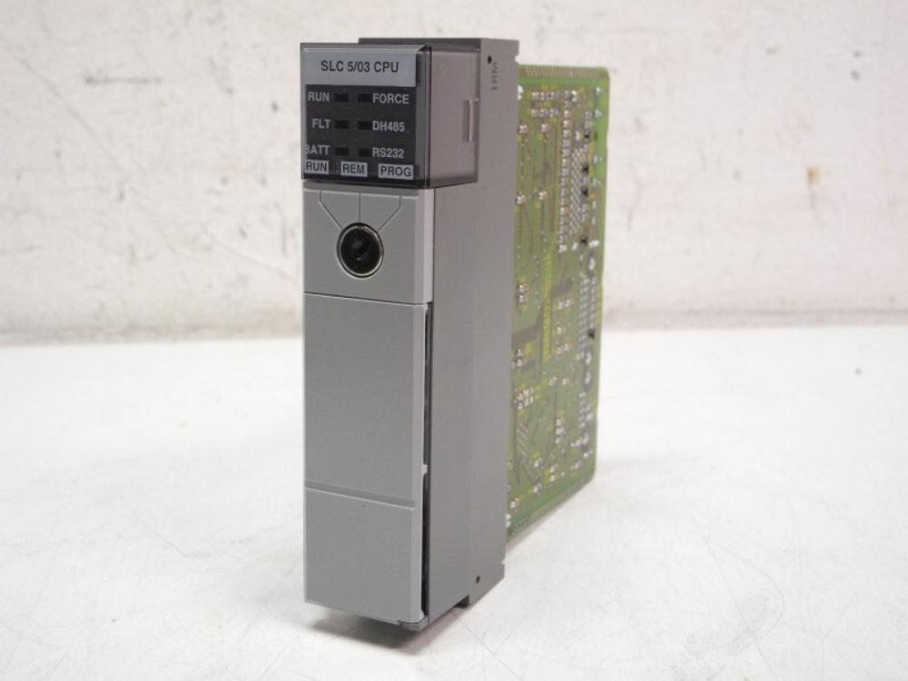 Программируемый контроллер (PLC) Allen Bradley 1747-L532 SLC 5/03 CPU