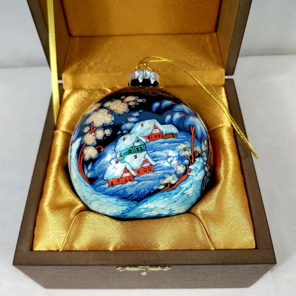 Елочный шар с росписью Палех "Тройка" в футляре