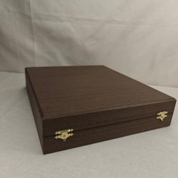 Книга в переплете из натуральной кожи "Три века российской полиции" в футляре